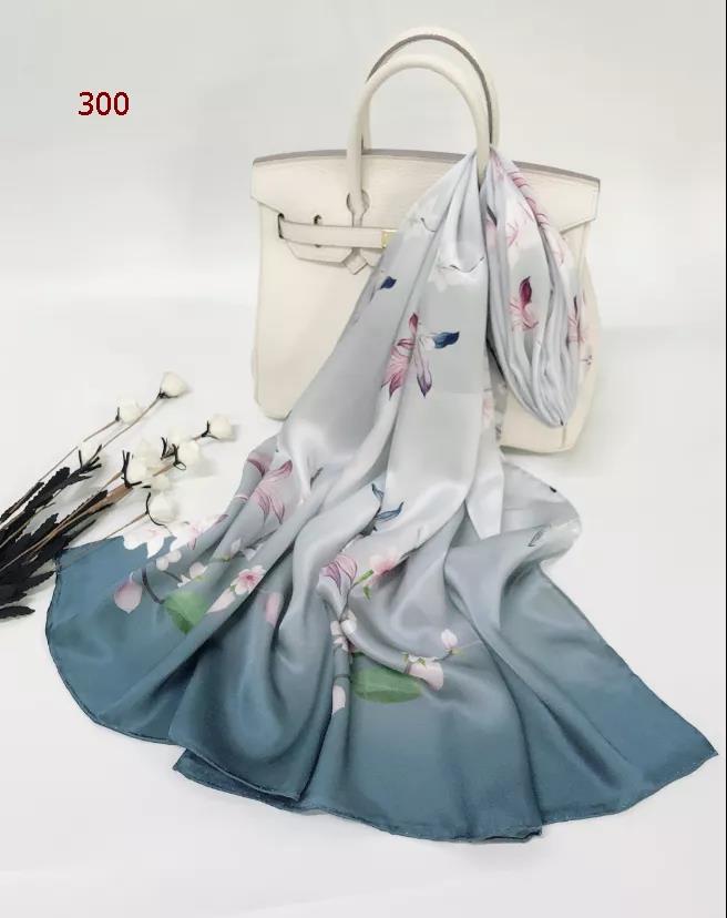 真絲圍巾搭配什么衣服好看——真絲圍巾、真絲絲巾、圍巾定制